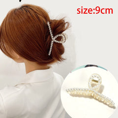 Korean Acrylic Hair Claws Pearl Claw Clips For Woman Large Size Barrette Crab For Girl Shark Clip Fashion Hair Accessories