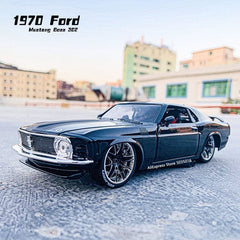 Maisto 1:24 New hot sale 1967 Ford Mustang GT simulation alloy car model crafts decoration collection toy tools gift