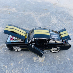 Maisto 1:24 New hot sale 1967 Ford Mustang GT simulation alloy car model crafts decoration collection toy tools gift