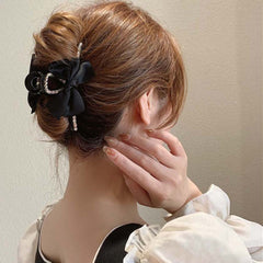 Korean Acrylic Hair Claws Pearl Claw Clips For Woman Large Size Barrette Crab For Girl Shark Clip Fashion Hair Accessories