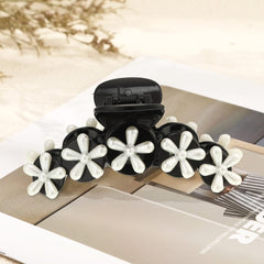 Korean Acrylic Hair Claws Pearl Claw Clips For Woman Large Size Barrette Crab For Girl Shark Clip Fashion Hair Accessories