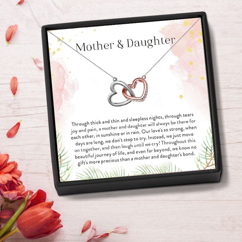 Mother Daughter Love Double Heart-shaped Connected Hollow Chain Necklace for Christmas GiftLight Luxury Female Clavicle Chain