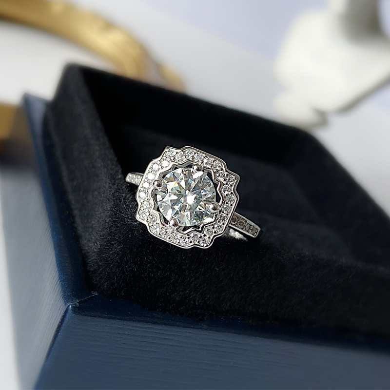 YULEM S925 Silver Moissanite Class D 1 Carat Japanese and Korean Retro White Personality Women's Ring