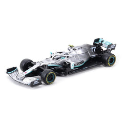 Bburago 1:43 2022 RB18 Red Bull RB16B SF1000 SF90 SF71H RB15 W10 F1 Racing Formula Car Static Simulation Diecast Alloy Model Car