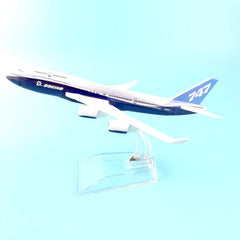 JASON TUTU Original model a380 airbus Boeing 747 airplane model aircraft Diecast Model Metal 1:400 airplane toy Gift collection