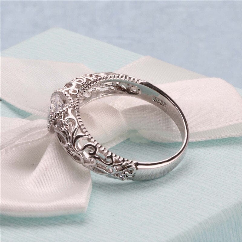 CC Vintage Rings For Women Palace Pattern Silver Color Wedding Engagement Ring Zirconia Bridal Jewelry CC1495