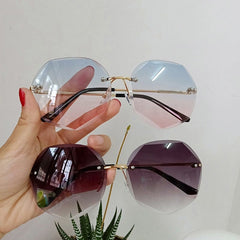 ZXWLYXGX 2022 Fashion Tea Gradient Sunglasses Women Ocean Water Cut Trimmed Lens Metal Temples Sun Glasses Female UV400