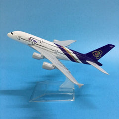 JASON TUTU Original model a380 airbus Boeing 747 airplane model aircraft Diecast Model Metal 1:400 airplane toy Gift collection