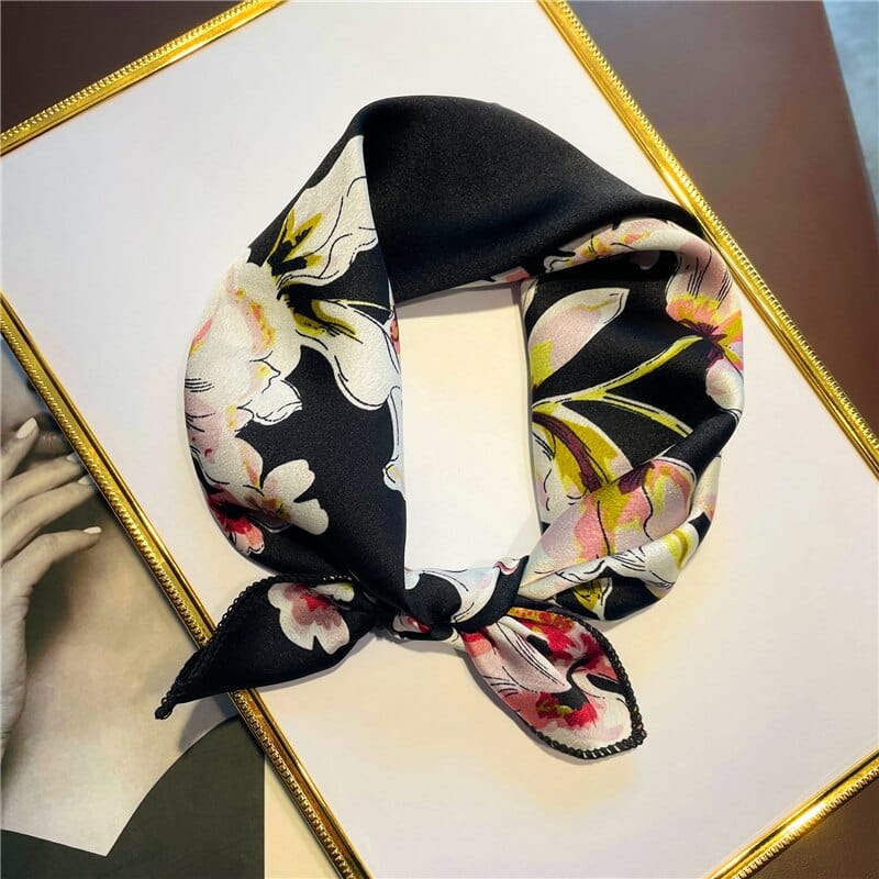 2022 New Women Silk Scarf Square Foulard Lady's Neck Hair Scarves Design Printed Head Kerchief Fashion Girl  Scarfs