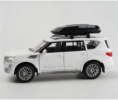 Nissan Patrol Alloy Die cast Y62 Toy Car Model With Travel Rack Sound And Light Pull Back Vehicle Collection Children's Toys