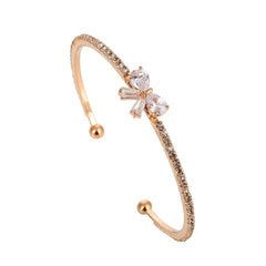 MINHIN New Arrival Romantic Butterfly Design Cuff Bracelet High Quality Golden Plated Wedding Bracelet Girl's Banquet Accessory