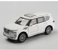 Nissan Patrol Alloy Die cast Y62 Toy Car Model With Travel Rack Sound And Light Pull Back Vehicle Collection Children's Toys