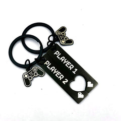 2 PCS Funny Couple Gamers Gifts Player 1 Player 2 Matching Keychain for Her Him Girlfriend Boyfriend Valentine's Day Gaming Gift