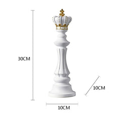 NORTHEUINS Resin Retro International Chess Figurine for Interior King Knight Sculpture Home Desktop Decor Living Room Decoration