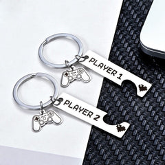 2 PCS Funny Couple Gamers Gifts Player 1 Player 2 Matching Keychain for Her Him Girlfriend Boyfriend Valentine's Day Gaming Gift